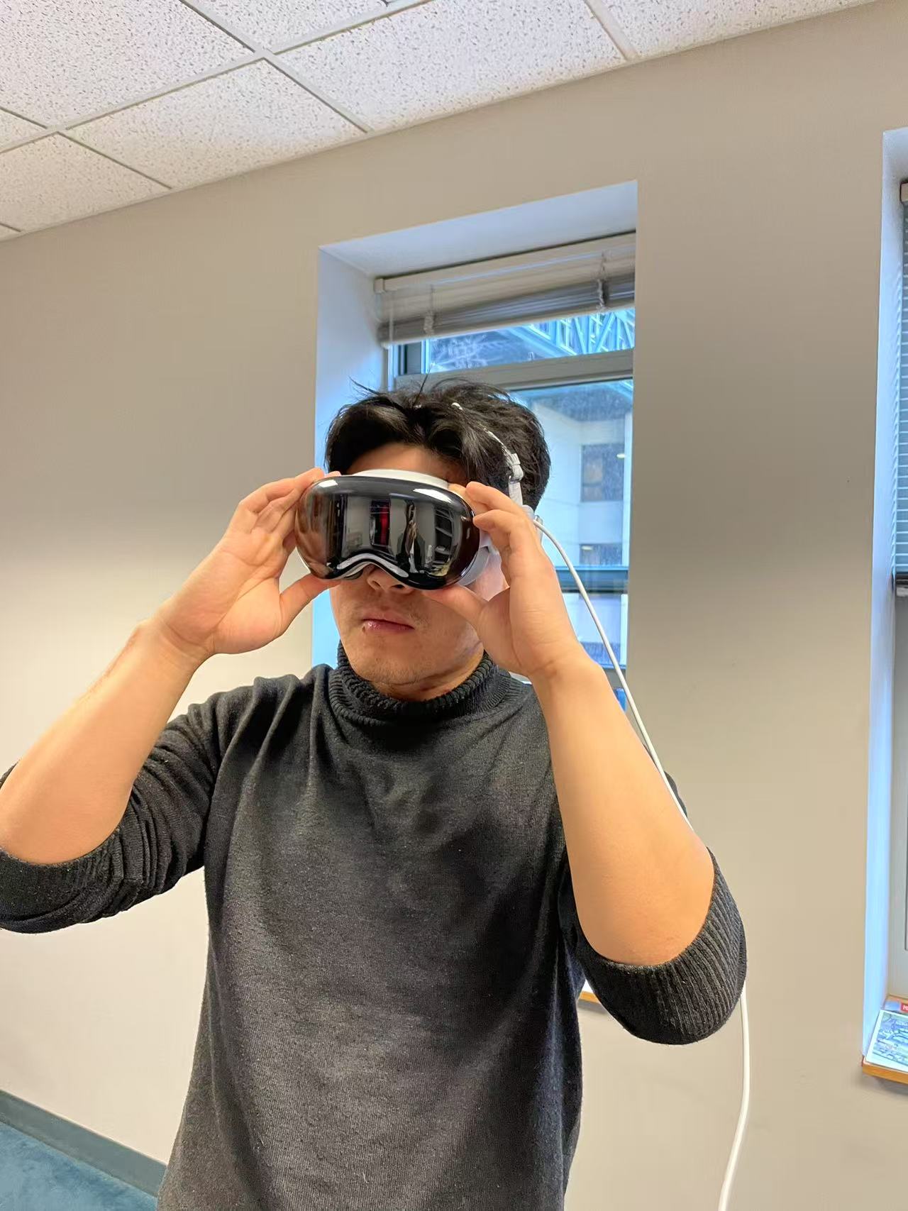 Jionghao Lin with VR headset